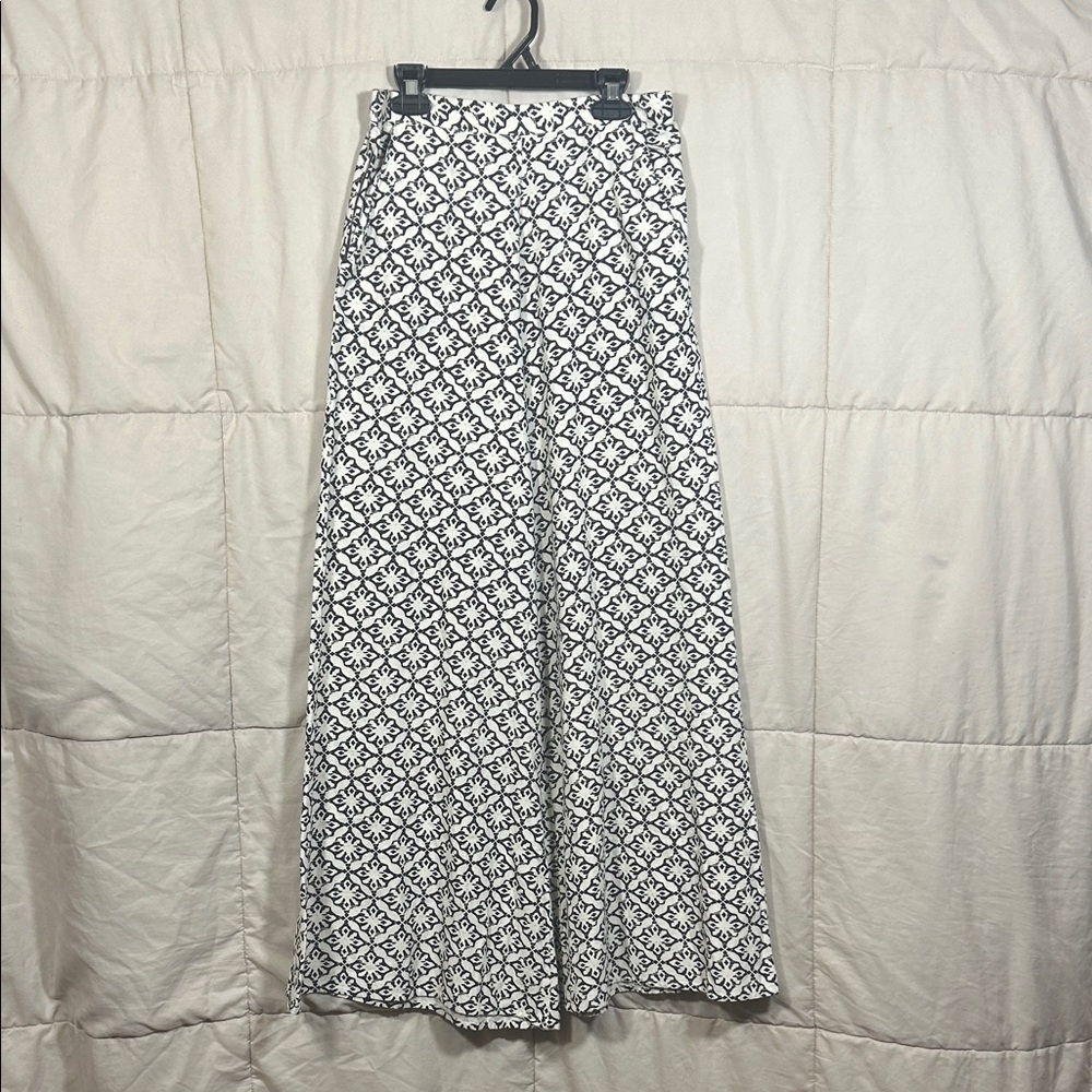 Elegant Monochrome Patterned Black & Cream Wide Leg Pants